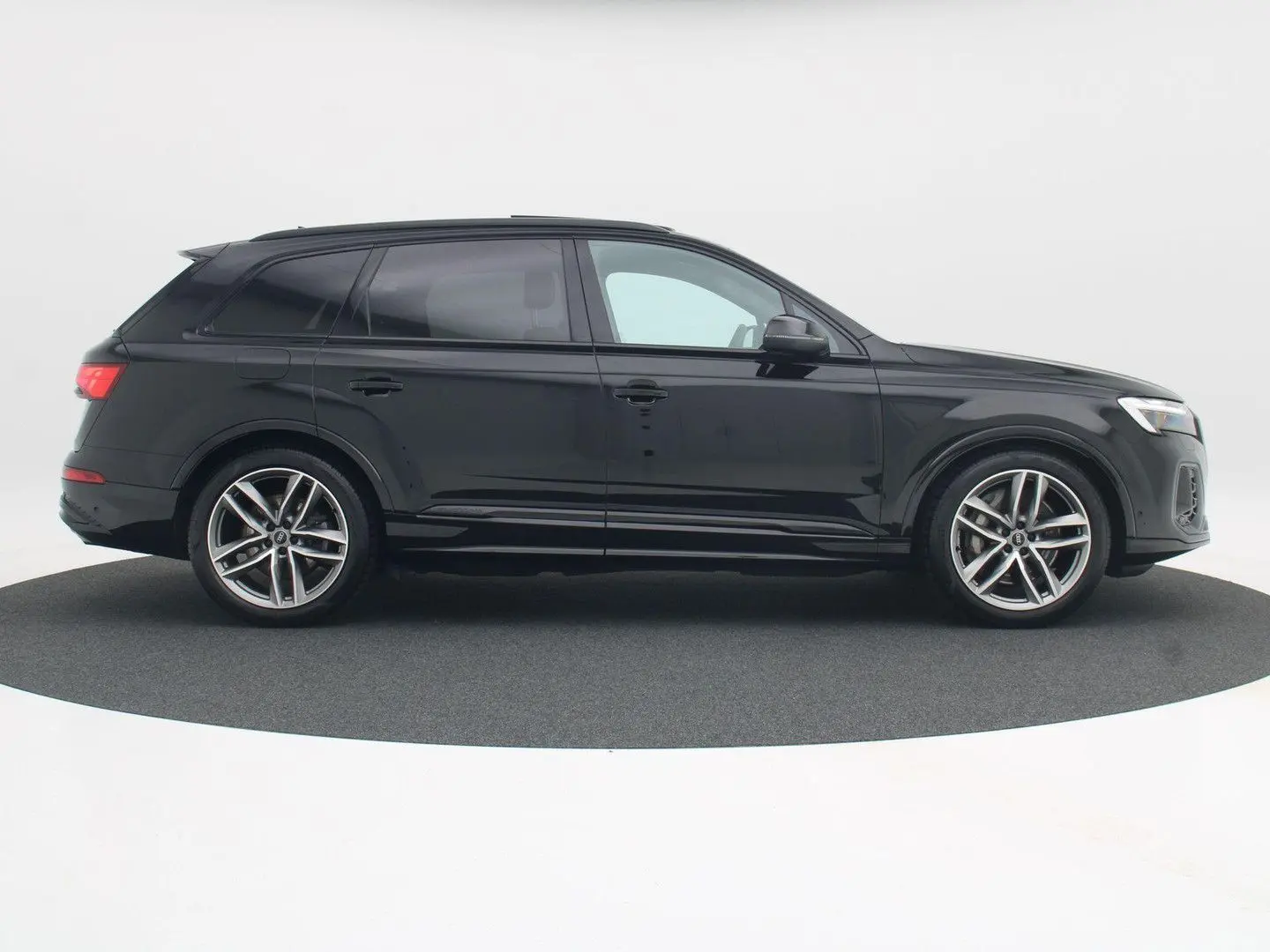 Q7 55 TFSi e 380 Pk quattro S-Line | Full LED |