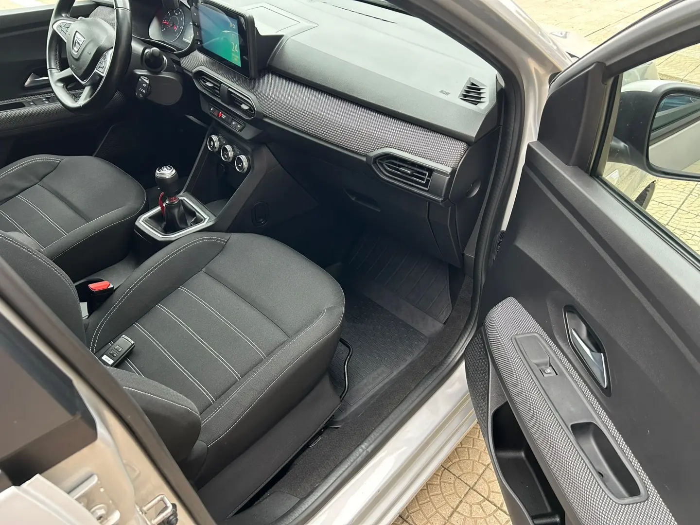 Dacia Logan TCe 90 Essential