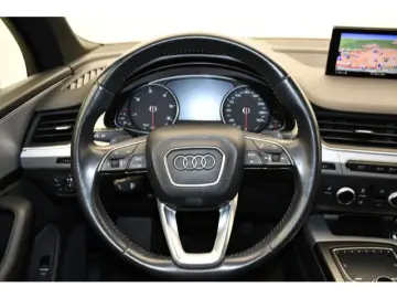 Q7 3.0 TDI quattro tiptronic AHK/Pano/Tempo