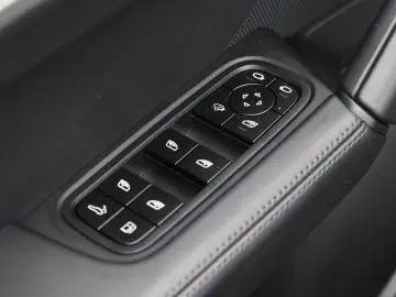 Cayenne Coupé 3.0 E-Hybrid | Full LED | AHK | Bo