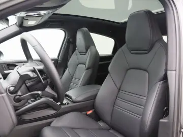 Cayenne Coupé 3.0 E-Hybrid | Full LED | AHK | Bo