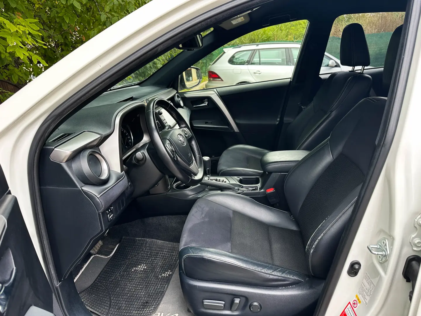 Toyota RAV4 2.5 4x2 Hybrid Style Selection