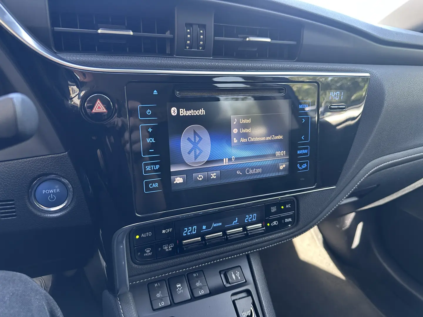 Toyota Auris 1.8 L VVT-i TS Hybrid Sol+