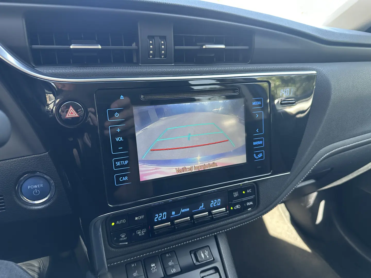 Toyota Auris 1.8 L VVT-i TS Hybrid Sol+