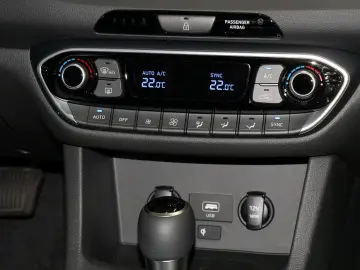 i30 1.0 TGDI DCT Trend Navi Voll-LED Kamera Carp