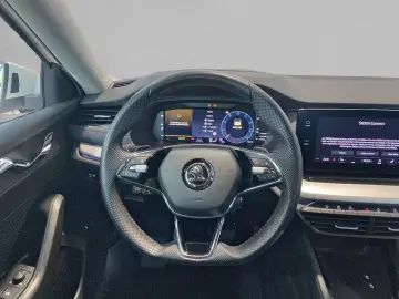 Octavia Combi Style 2,0 TDI DSG+KEYLESS+LED+ACC