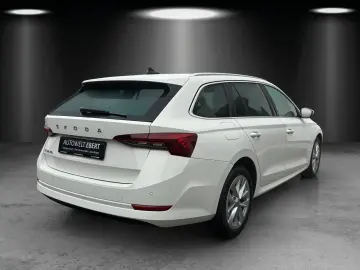 Octavia Combi 2.0 TDI DSG Style/HUD/ACC/CANTON/