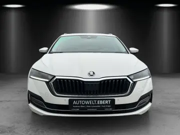 Octavia Combi 2.0 TDI DSG Style/HUD/ACC/CANTON/