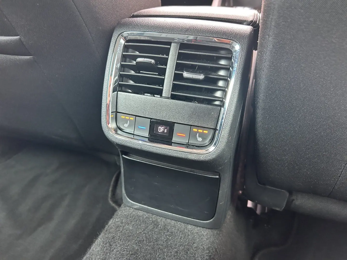 Octavia Combi 2.0 TDI DSG Style/HUD/ACC/CANTON/
