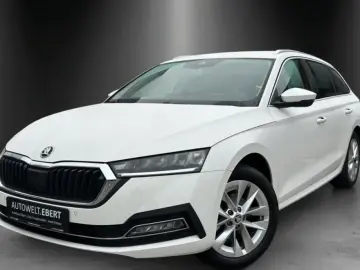 Octavia Combi 2.0 TDI DSG Style HUD ACC CANTON