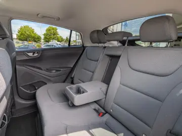 IONIQ 1.6l GDi PHEV Advantage (MJ22) DCT