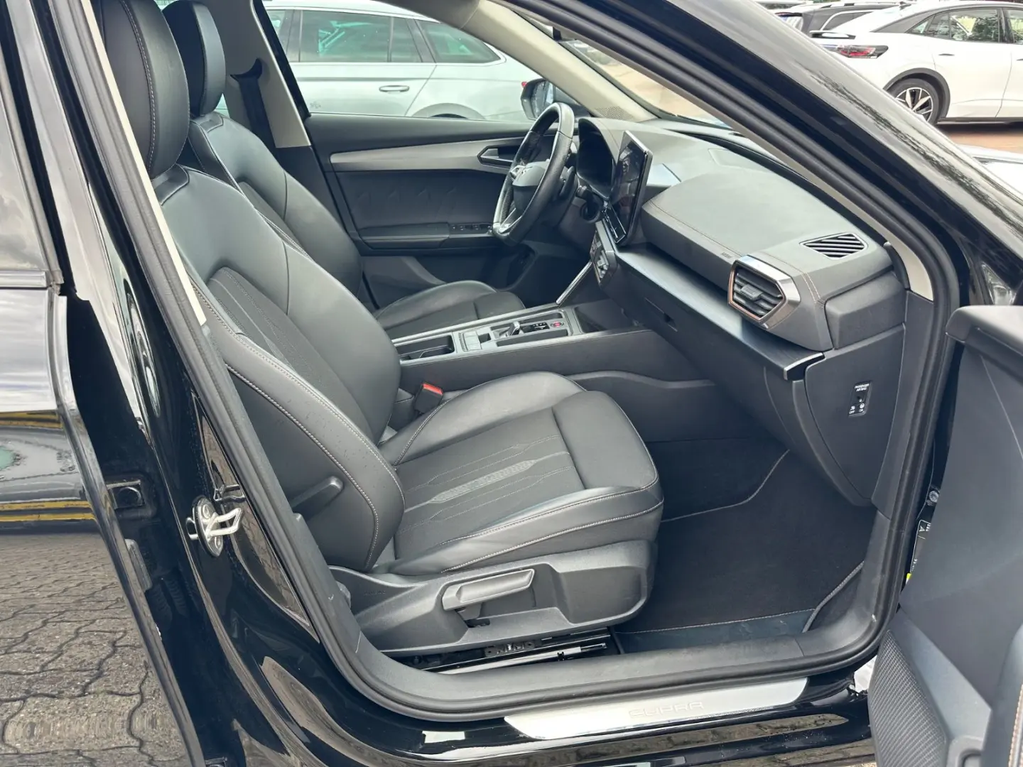 Formentor 1.4 e-Hybrid*NAVI*VIRTUAL*R-CAM*LED*