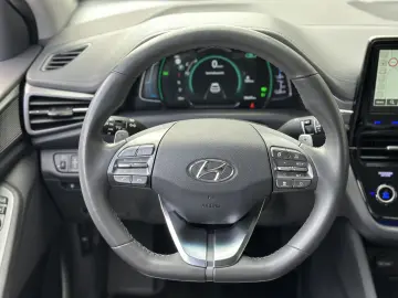 Ioniq Plug-In Hybrid *LED*ACC*LANE*RFK*CARPLAY*