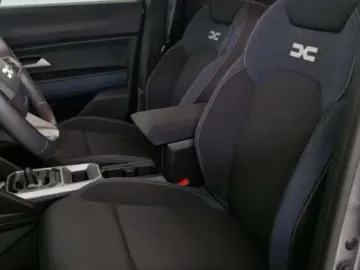 DACIA DUSTER 1.6 HEV 140 Journey