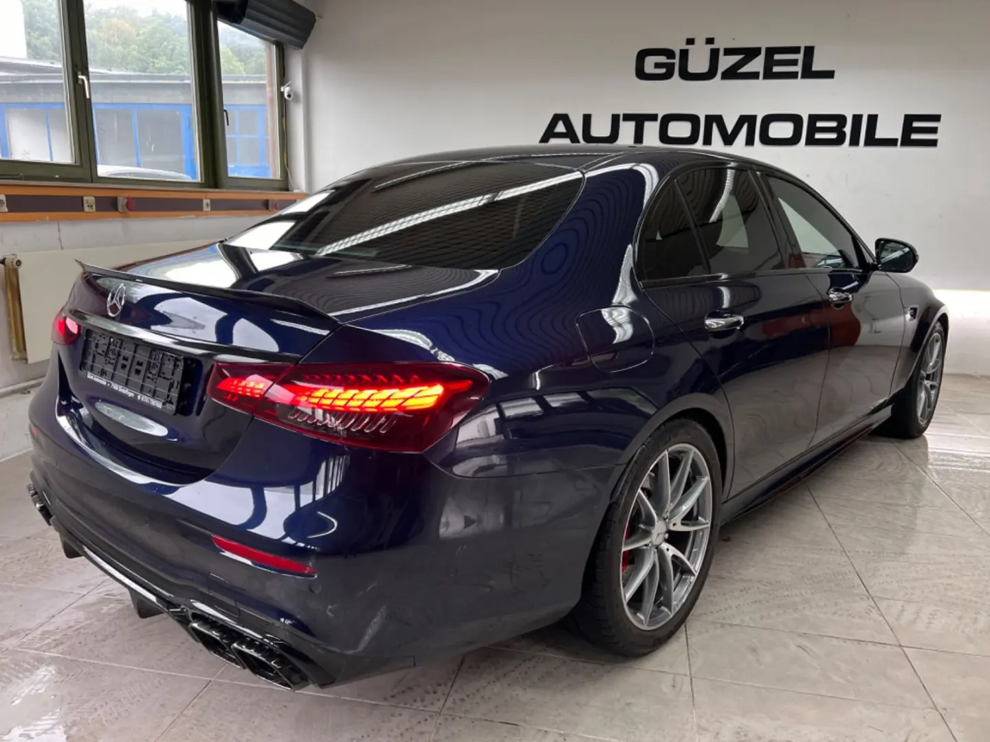 E 63 S AMG 4Matic+/DISTR/HUD/360KAM/BURMESTER