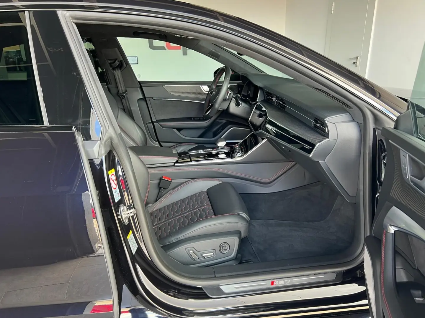 RS7 PERFORMANCE Keramik CARBON Nachtsicht B&O