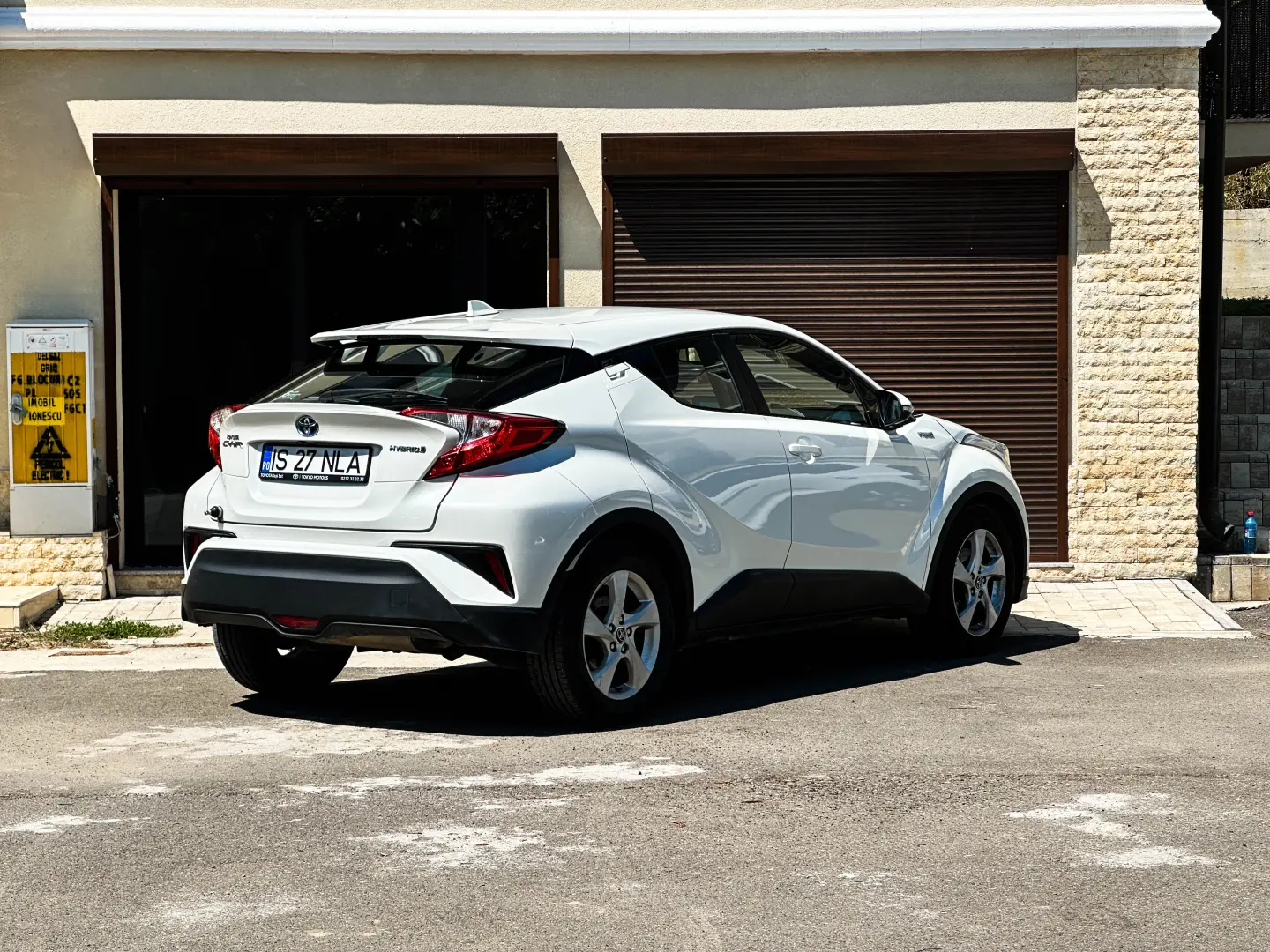 Toyota C-HR 1.8 HSD 4x2 CVT C-ult