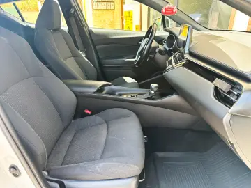 Toyota C-HR 1.8 HSD 4x2 CVT C-ult