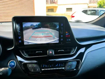 Toyota C-HR 1.8 HSD 4x2 CVT C-ult