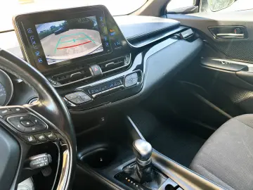 Toyota C-HR 1.8 HSD 4x2 CVT C-ult