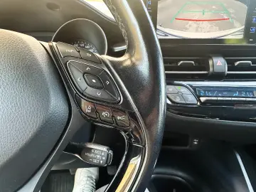 Toyota C-HR 1.8 HSD 4x2 CVT C-ult