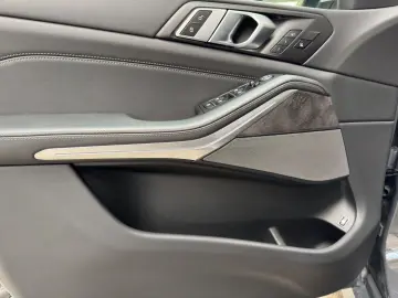 X5 xDrive50e M Sport
