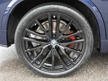 X5 xDrive 50e M-Sport
