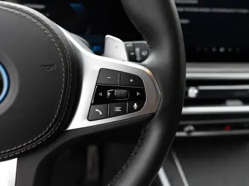 X5 xDrive 50e M-Sport