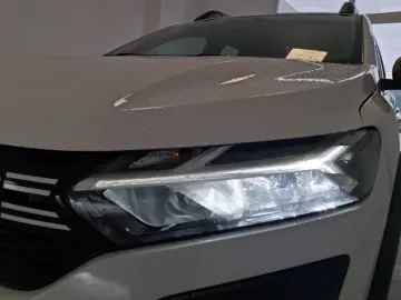 DACIA SANDERO 1.0 TCe 110CP Stepway Extreme