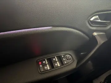 Renault Captur Plug-In Hybrid 2020