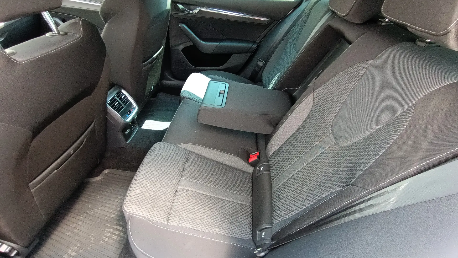 Skoda Octavia Combi 2.0 TDI DSG Style