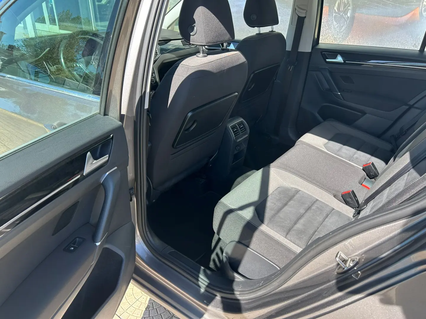 Volkswagen Golf Sportsvan 1.6 TDI DPF DSG BMT Highline