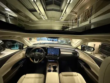 Lexus RX 450h Luxury Line