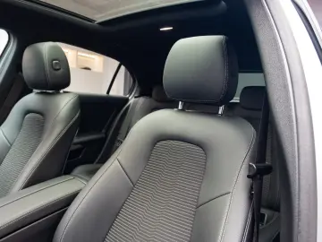 Mercedes Benz  A 250 E