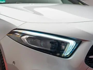 Mercedes Benz  A 250 E