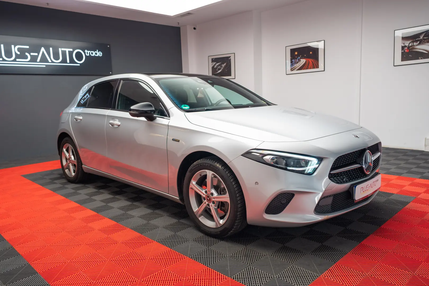 Mercedes Benz  A 250 E