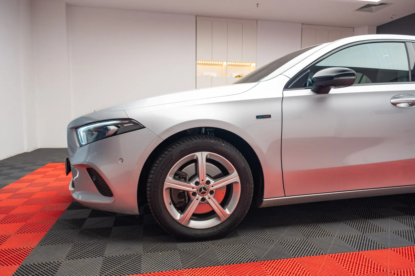 Mercedes Benz  A 250 E