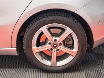 Mercedes Benz  A 250 E