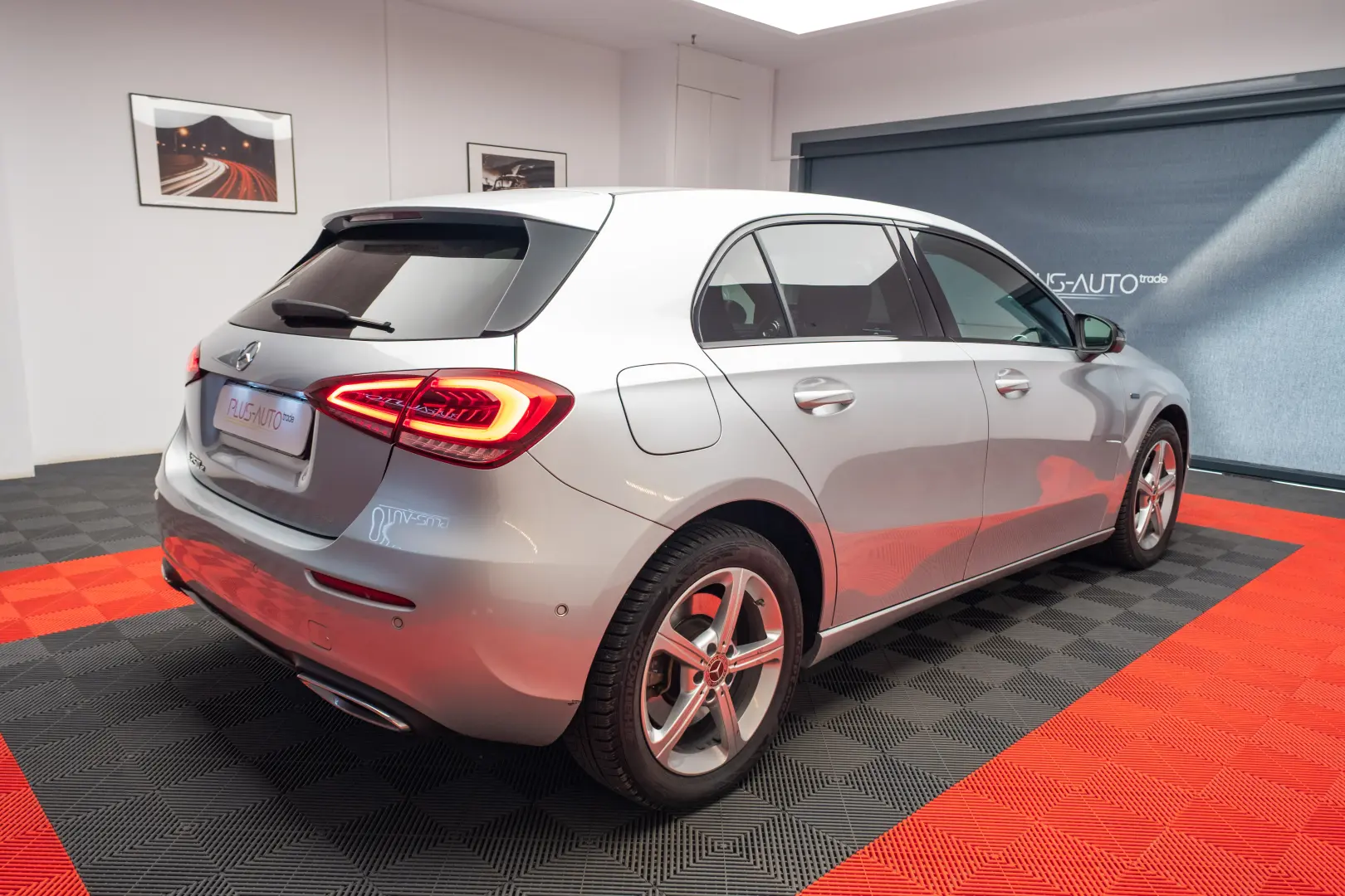 Mercedes Benz  A 250 E