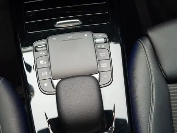 Mercedes Benz  A 250 E