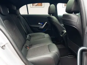 Mercedes Benz  A 250 E