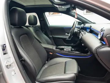 Mercedes Benz  A 250 E