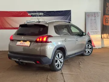 Peugeot 2008 Allure 1.2 Turbo Automat