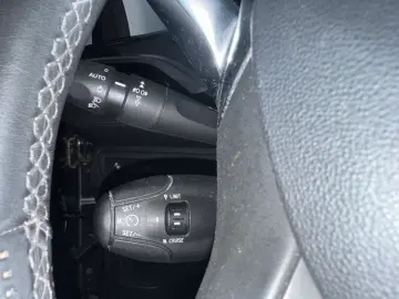 Peugeot 2008 Allure 1.2 Turbo Automat