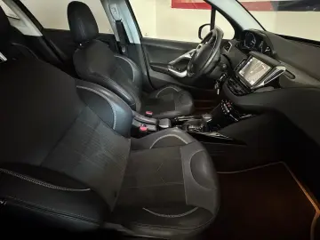 Peugeot 2008 Allure 1.2 Turbo Automat