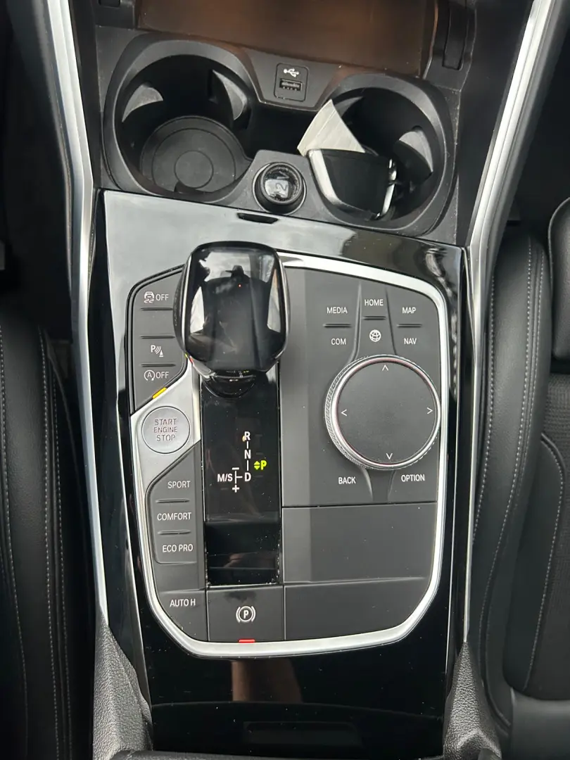 BMW Seria 3 320d Touring xDrive Aut. Sport Line