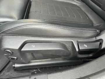 BMW Seria 3 320d Touring xDrive Aut. Sport Line