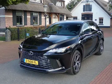 RX 450 450h+ Plug-in Hybrid Comfort Line 2024