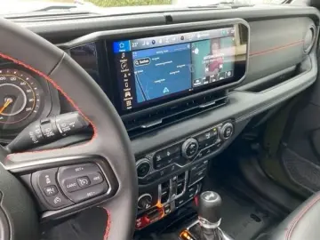 Jeep Wrangler 2.0 Rubicon Nav, Leder, Sky-One SD