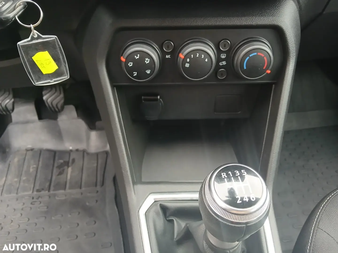 Dacia Sandero TCe 90 Essential